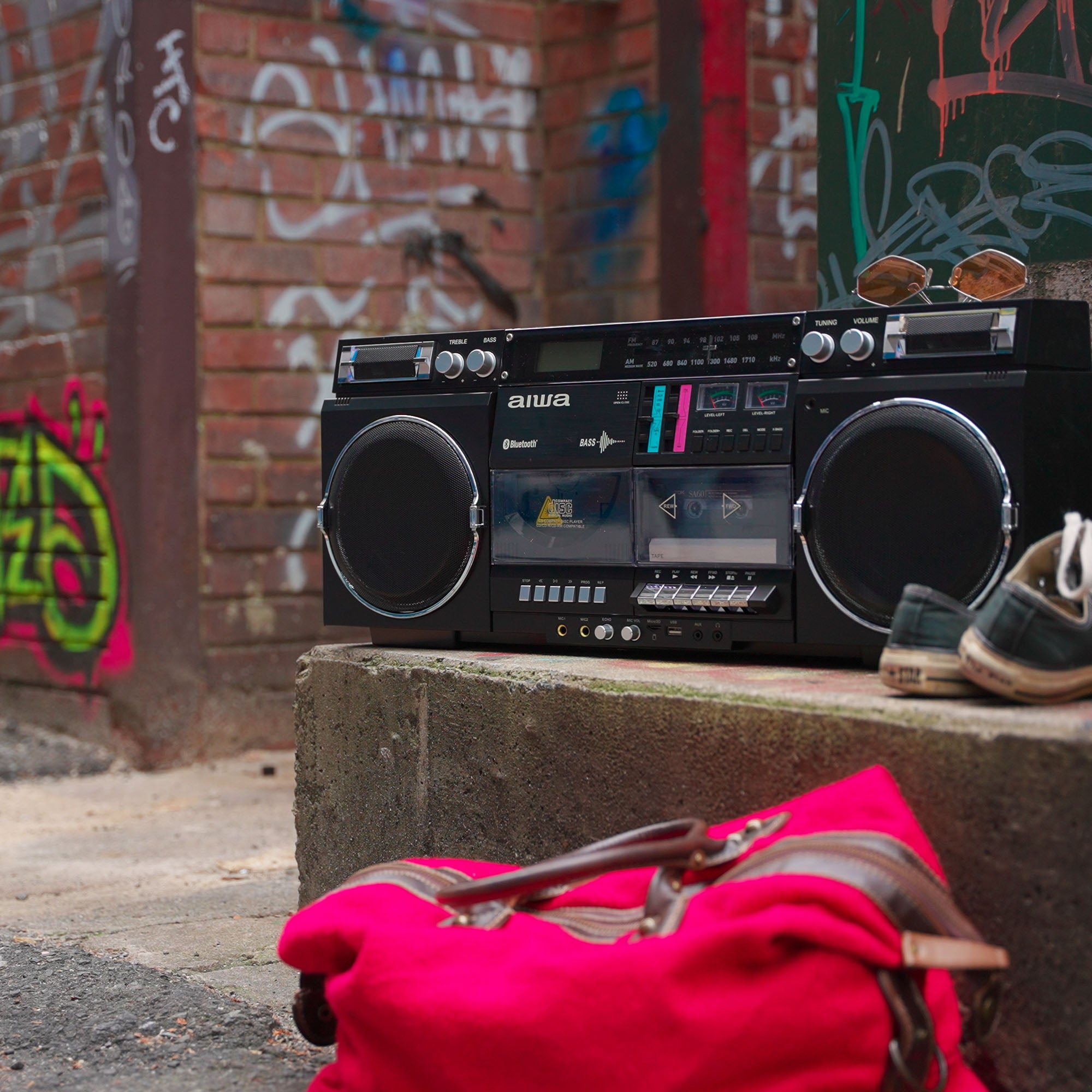 Backtrack Retro Boombox