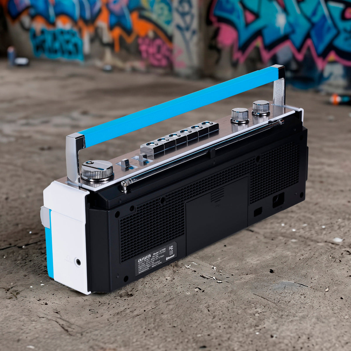 RETRO WIRELESS BOOMBOX