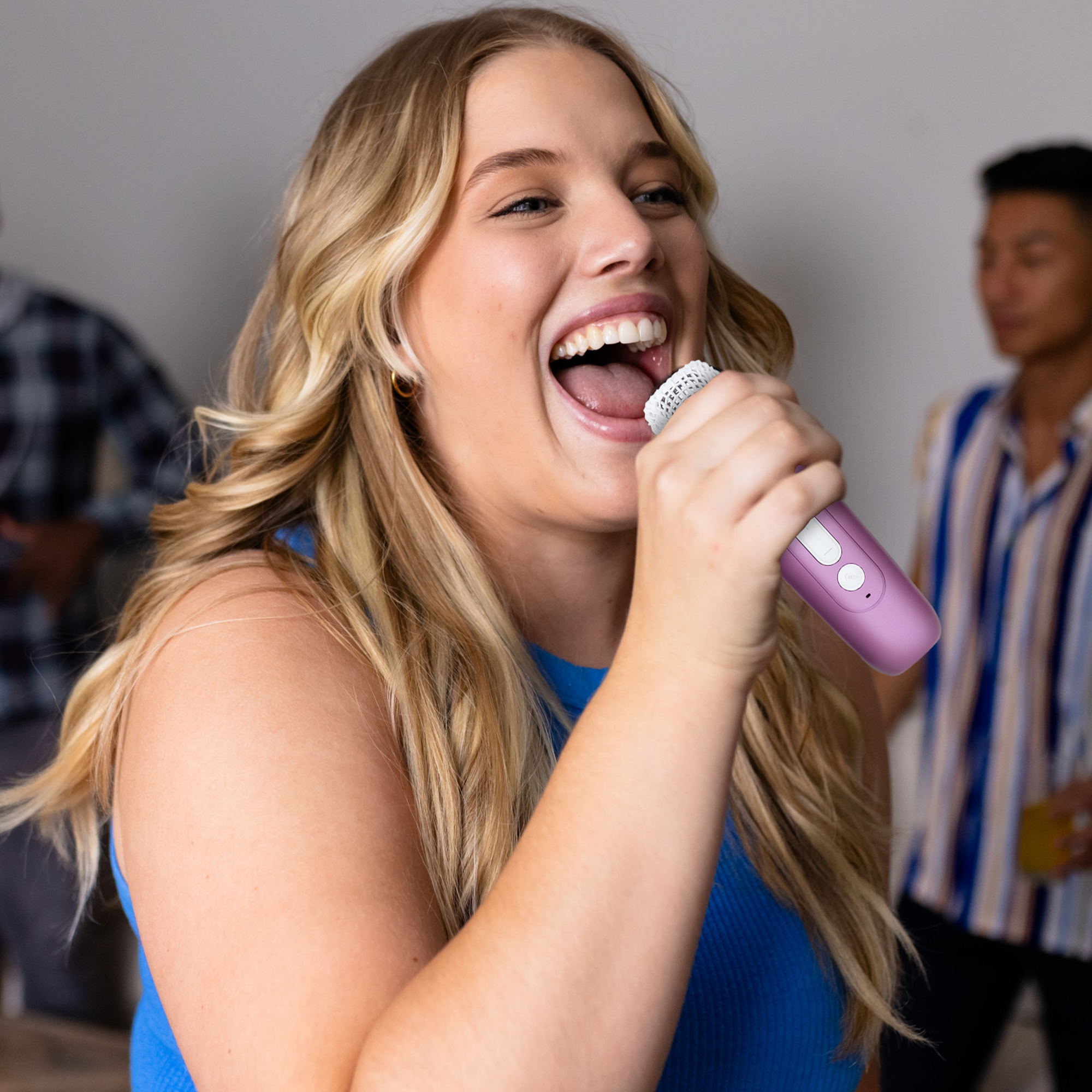 Wireless Light-Up Karaoke Speaker with Two Microphones