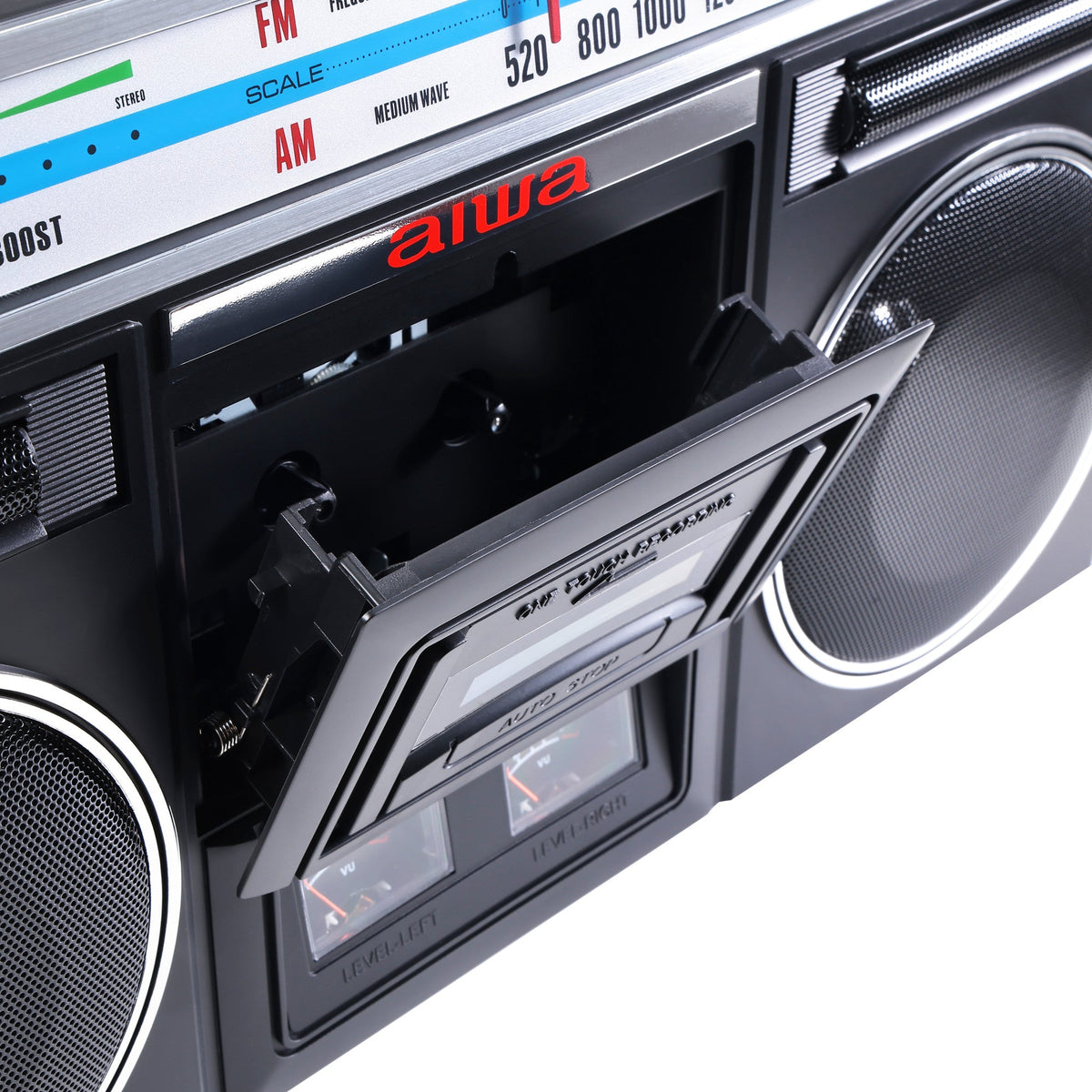 RETRO BOOMBOX WIRELESS SPEAKER