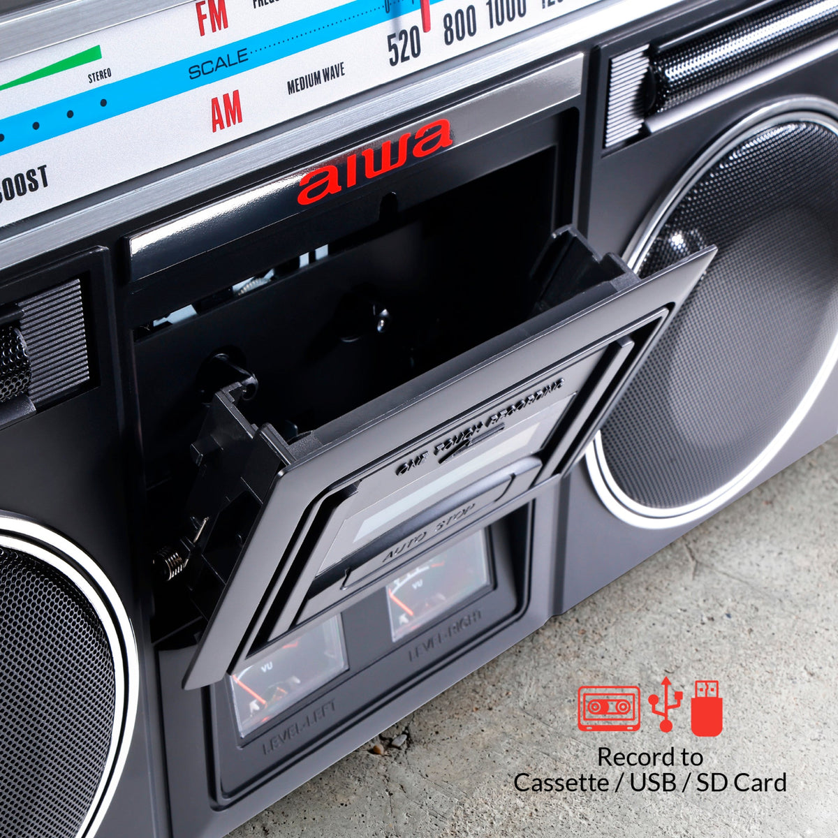 RETRO BOOMBOX WIRELESS SPEAKER